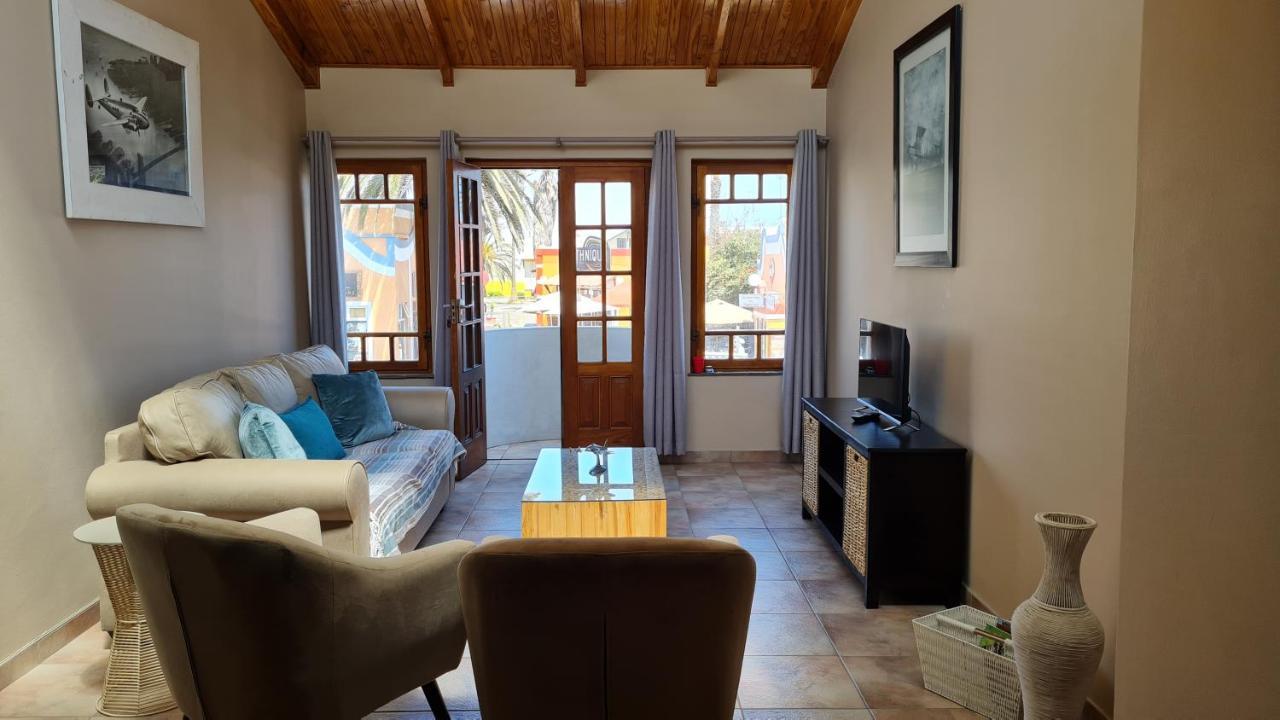Bismarck Swakopmund Apartment Bagian luar foto